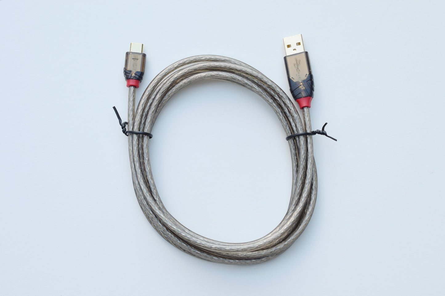 Lindy USB Cable.